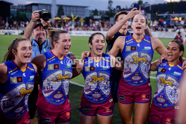 AFLW 2024 Round 09 - Brisbane v Sydney - A-55501191