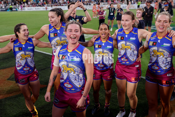 AFLW 2024 Round 09 - Brisbane v Sydney - A-55501192