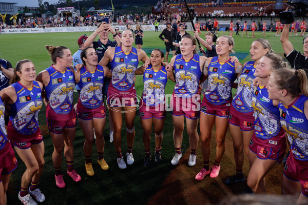 AFLW 2024 Round 09 - Brisbane v Sydney - A-55503139