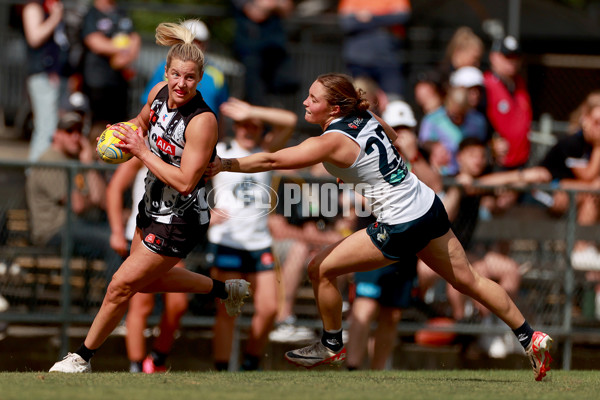 AFLW 2024 Round 09 - Collingwood v Carlton - A-55503185