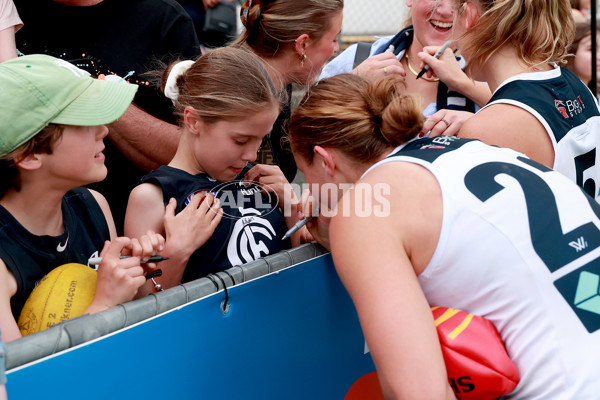 AFLW 2024 Round 09 - Collingwood v Carlton - A-55503198