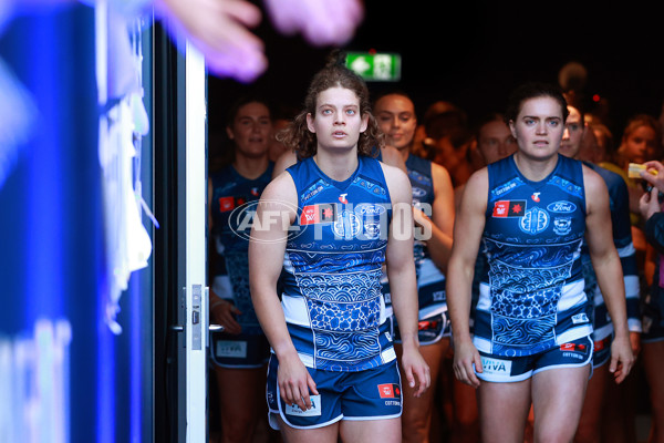 AFLW 2024 Round 10 - Geelong v Kuwarna - A-55544571