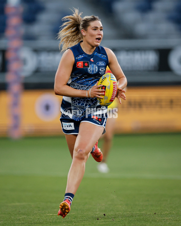 AFLW 2024 Round 10 - Geelong v Kuwarna - A-55546488