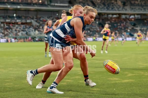 AFLW 2024 Round 10 - Geelong v Kuwarna - A-55546524