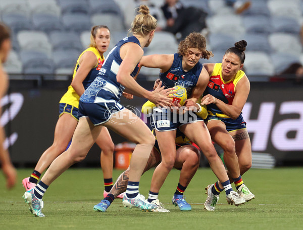 AFLW 2024 Round 10 - Geelong v Kuwarna - A-55546551