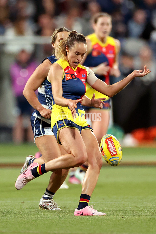 AFLW 2024 Round 10 - Geelong v Kuwarna - A-55546555