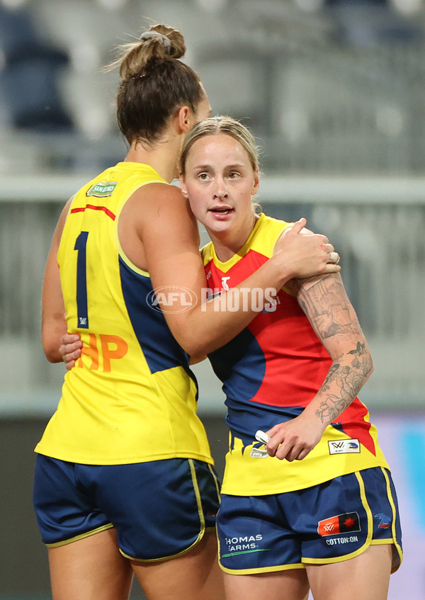 AFLW 2024 Round 10 - Geelong v Kuwarna - A-55547860