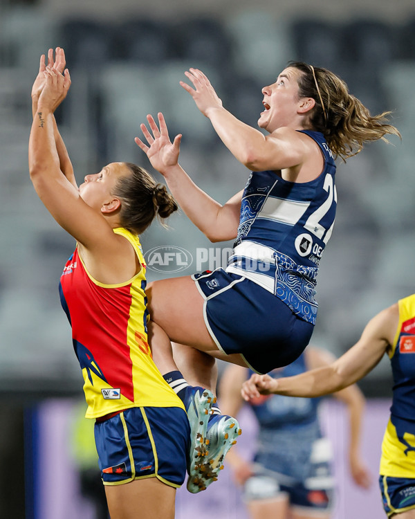 AFLW 2024 Round 10 - Geelong v Kuwarna - A-55548695