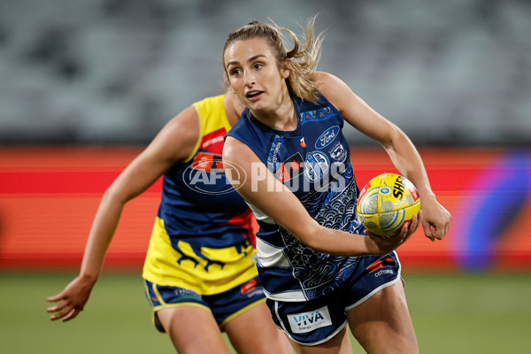 AFLW 2024 Round 10 - Geelong v Kuwarna - A-55551267