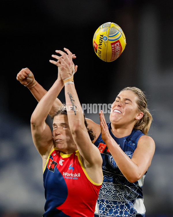 AFLW 2024 Round 10 - Geelong v Kuwarna - A-55551272