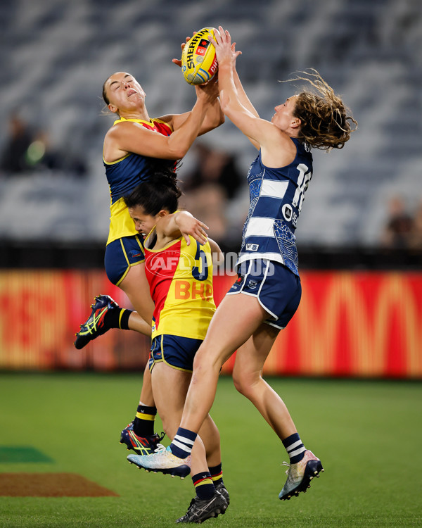 AFLW 2024 Round 10 - Geelong v Kuwarna - A-55551276