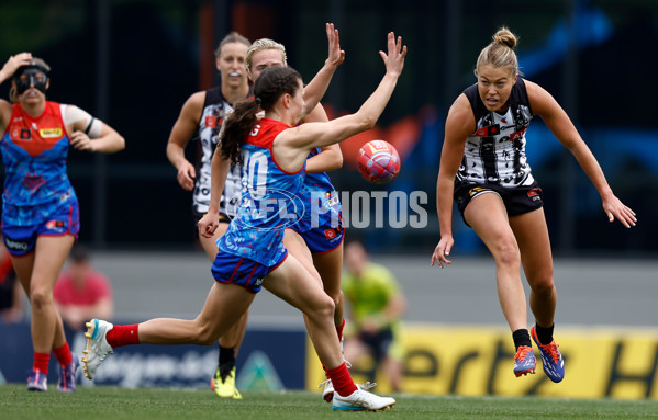 AFLW 2024 Round 10 - Narrm v Collingwood - A-55552584