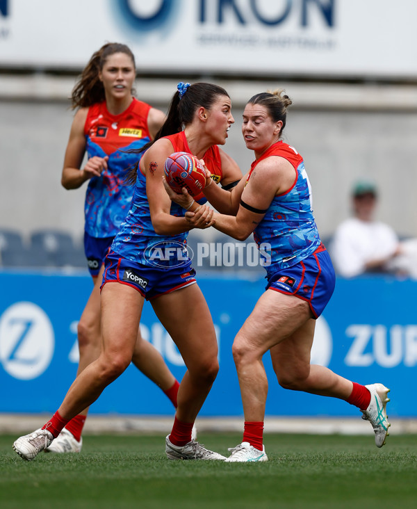 AFLW 2024 Round 10 - Narrm v Collingwood - A-55553663