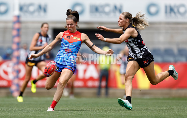 AFLW 2024 Round 10 - Narrm v Collingwood - A-55554809