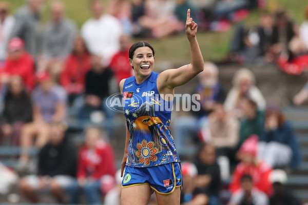 AFLW 2024 Round 10 - Sydney v Waalitj Marawar - A-55556754