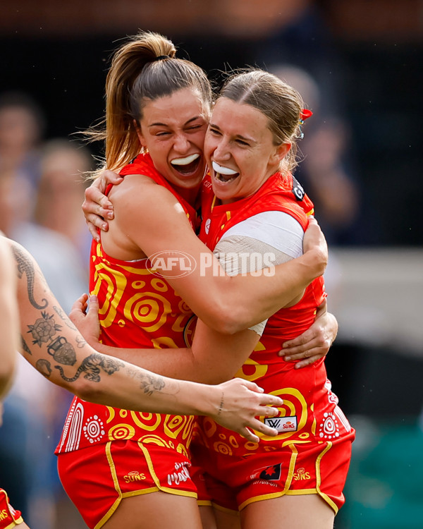 AFLW 2024 Round 10 - North Melbourne v Gold Coast - A-55562083