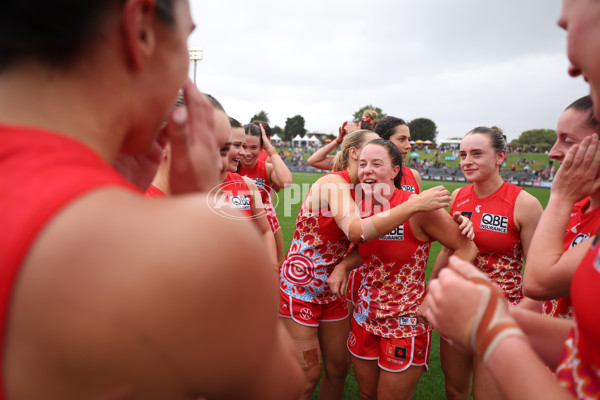 AFLW 2024 Round 10 - Sydney v Waalitj Marawar - A-55562482