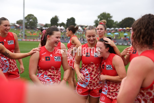 AFLW 2024 Round 10 - Sydney v Waalitj Marawar - A-55562497