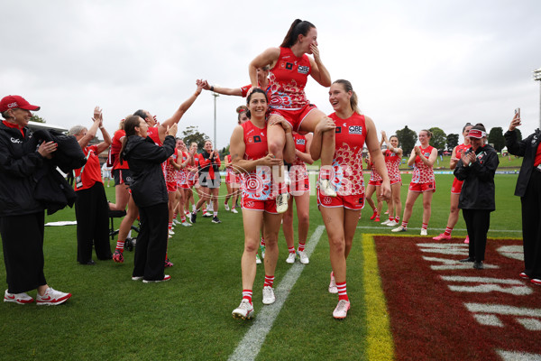 AFLW 2024 Round 10 - Sydney v Waalitj Marawar - A-55562509