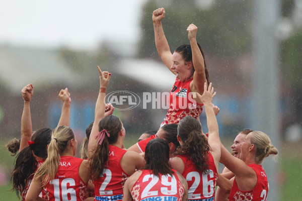 AFLW 2024 Round 10 - Sydney v Waalitj Marawar - A-55562523