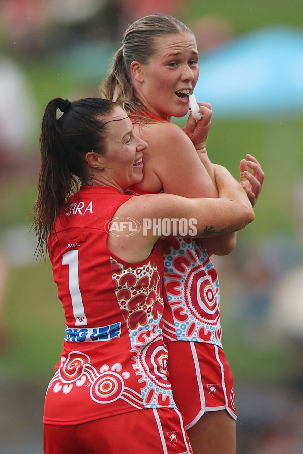 AFLW 2024 Round 10 - Sydney v Waalitj Marawar - A-55564458