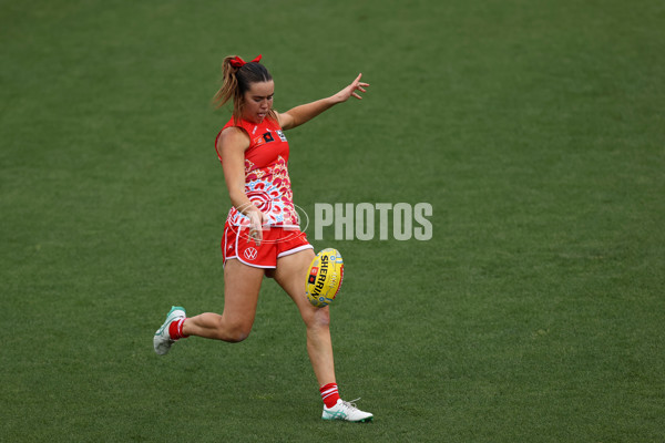 AFLW 2024 Round 10 - Sydney v Waalitj Marawar - A-55565044