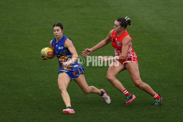 AFLW 2024 Round 10 - Sydney v Waalitj Marawar - A-55567002