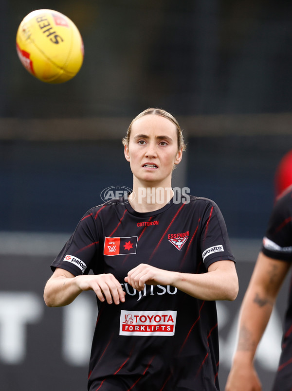 AFLW 2024 Round 10 - Carlton v Essendon - A-55567010