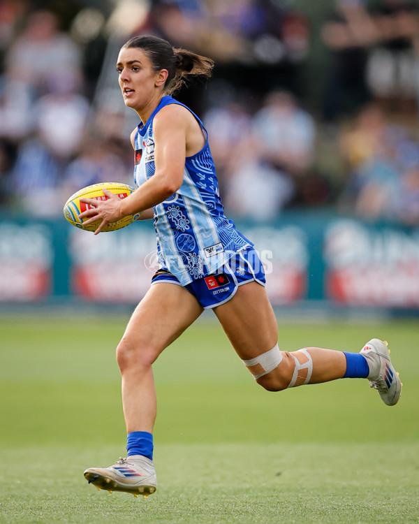 AFLW 2024 Round 10 - North Melbourne v Gold Coast - A-55567024