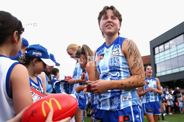 AFLW 2024 Round 10 - North Melbourne v Gold Coast - A-55567047