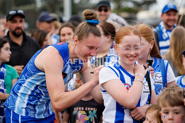 AFLW 2024 Round 10 - North Melbourne v Gold Coast - A-55567948