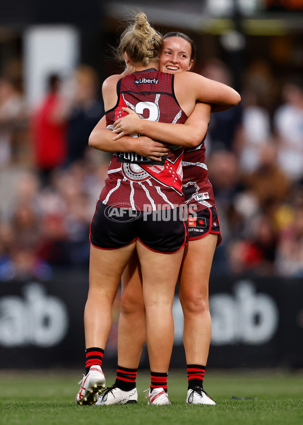 AFLW 2024 Round 10 - Carlton v Essendon - A-55569465