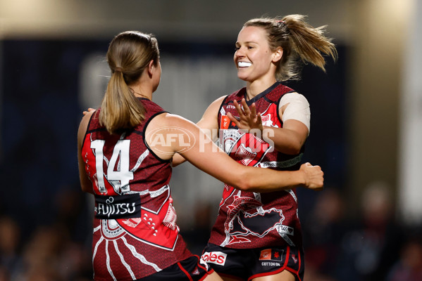 AFLW 2024 Round 10 - Carlton v Essendon - A-55571762