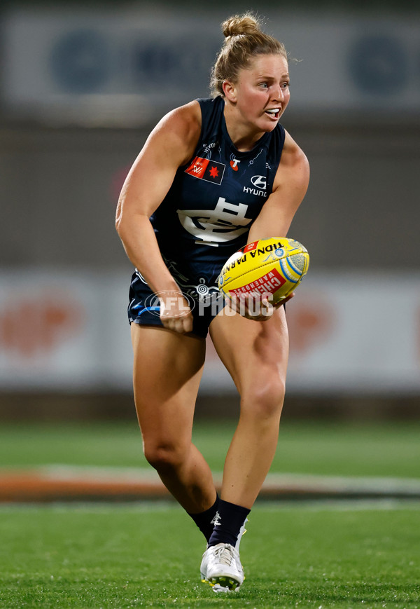 AFLW 2024 Round 10 - Carlton v Essendon - A-55571787