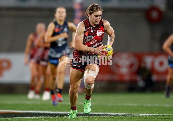 AFLW 2024 Round 10 - Carlton v Essendon - A-55572456