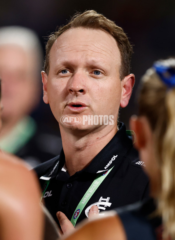 AFLW 2024 Round 10 - Carlton v Essendon - A-55572464