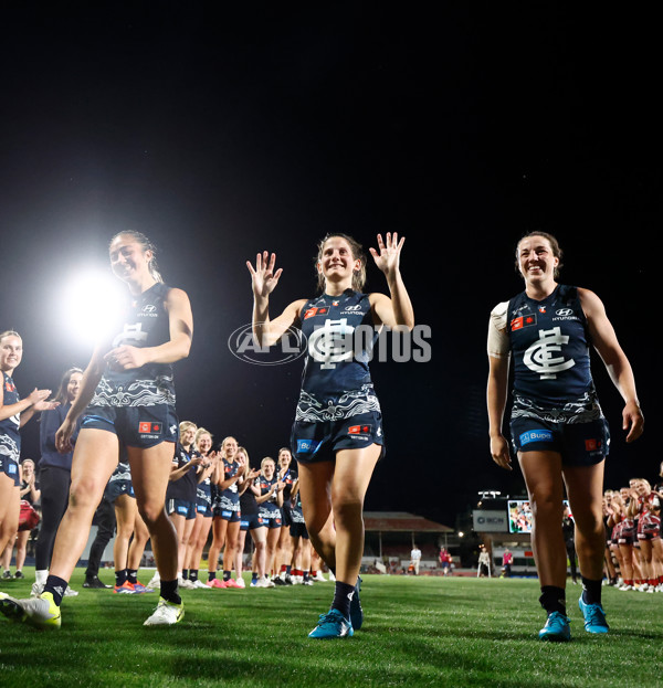 AFLW 2024 Round 10 - Carlton v Essendon - A-55574047