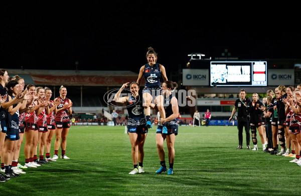 AFLW 2024 Round 10 - Carlton v Essendon - A-55574054