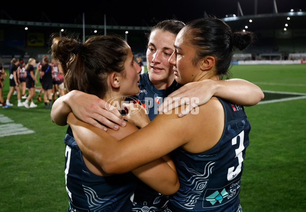 AFLW 2024 Round 10 - Carlton v Essendon - A-55574063