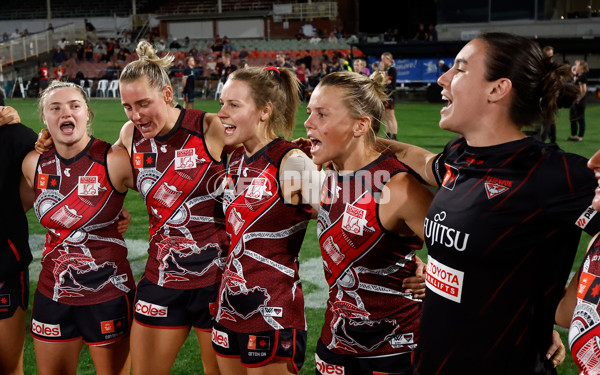 AFLW 2024 Round 10 - Carlton v Essendon - A-55574070