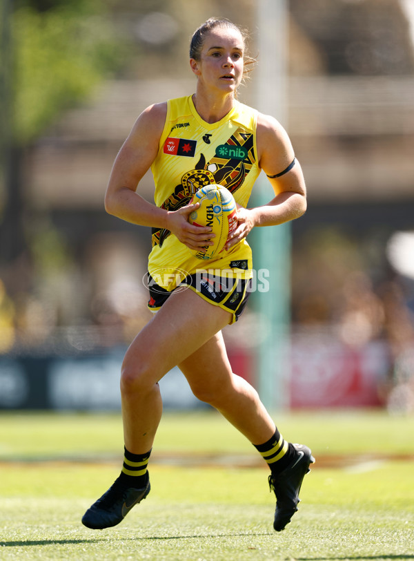 AFLW 2024 Round 10 - Richmond v Hawthorn - A-55582752