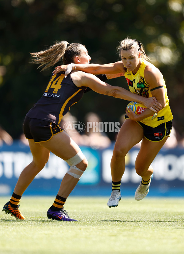 AFLW 2024 Round 10 - Richmond v Hawthorn - A-55582797