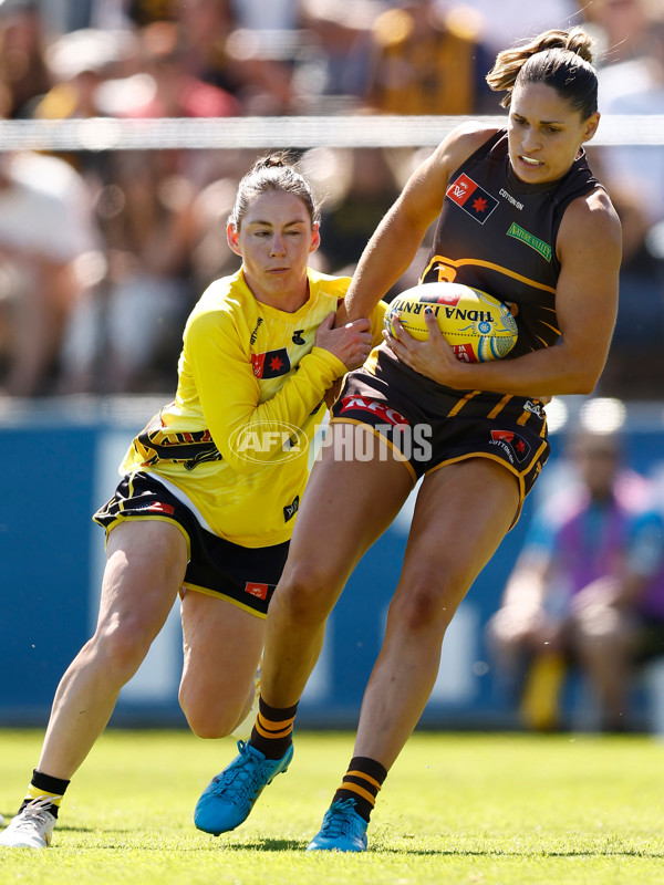 AFLW 2024 Round 10 - Richmond v Hawthorn - A-55586167