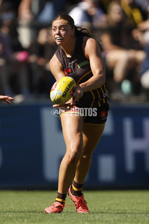 AFLW 2024 Round 10 - Richmond v Hawthorn - A-55586246