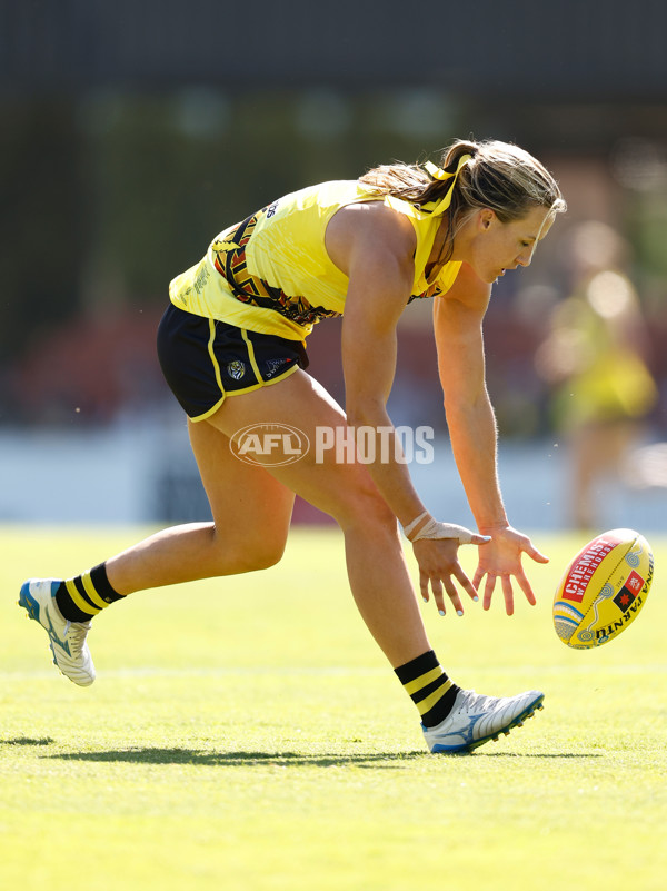 AFLW 2024 Round 10 - Richmond v Hawthorn - A-55588180