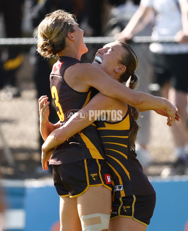 AFLW 2024 Round 10 - Richmond v Hawthorn - A-55588214