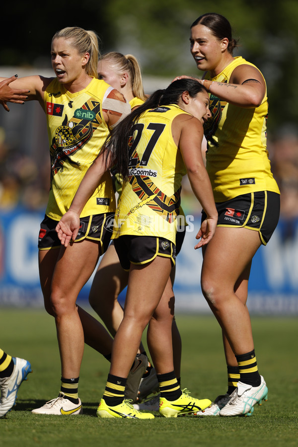 AFLW 2024 Round 10 - Richmond v Hawthorn - A-55588585