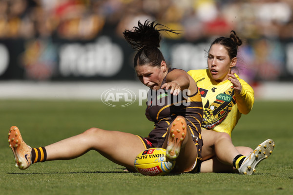 AFLW 2024 Round 10 - Richmond v Hawthorn - A-55588611