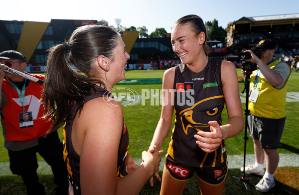 AFLW 2024 Round 10 - Richmond v Hawthorn - A-55588645