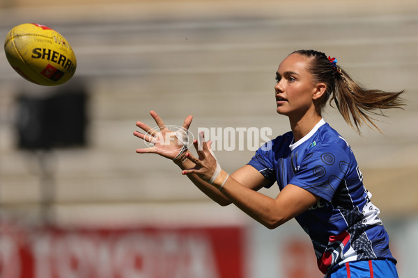 AFLW 2024 Round 10 - Walyalup v Western Bulldogs - A-55590854